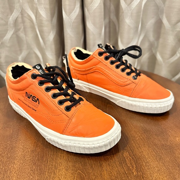 Vans NASA Old Skool Low Space Voyager Women’s Sz 7.5 & Men’s 6.0 - Picture 2 of 15